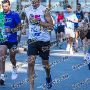 Corre Montevideo -744