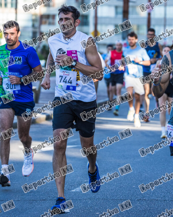 Corre Montevideo -744