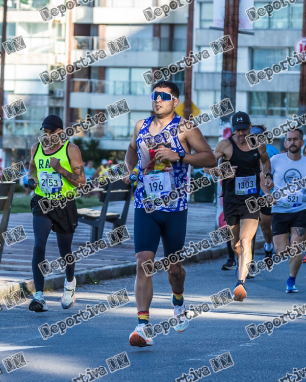 Corre Montevideo -196