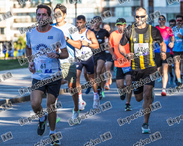 Corre Montevideo -61