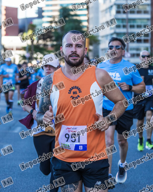 Corre Montevideo -951