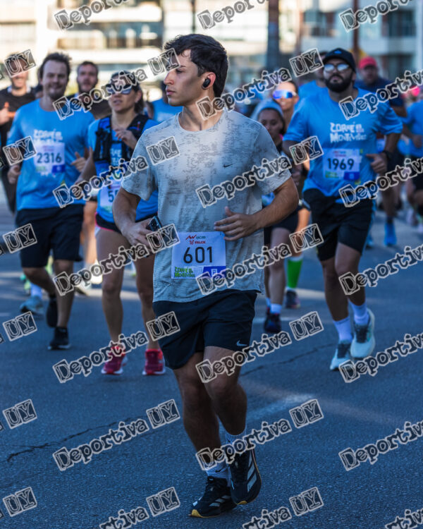 Corre Montevideo -601