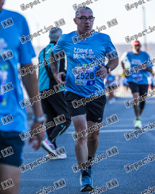 Corre Montevideo -2528