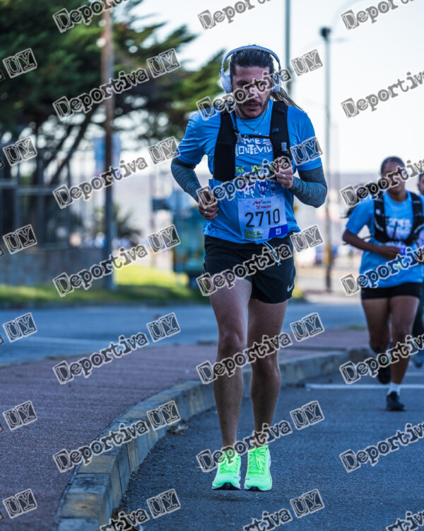 Corre Montevideo -2710