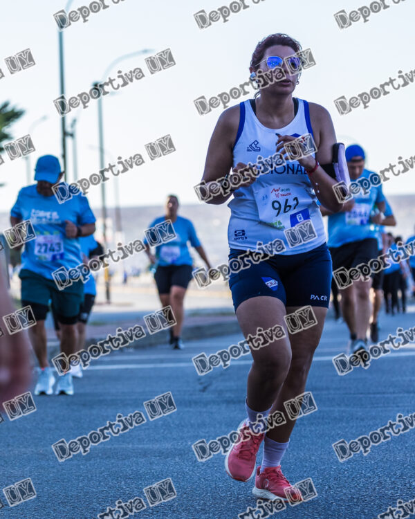 Corre Montevideo -961