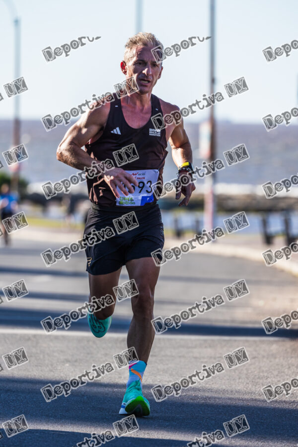 Corre Montevideo -1593