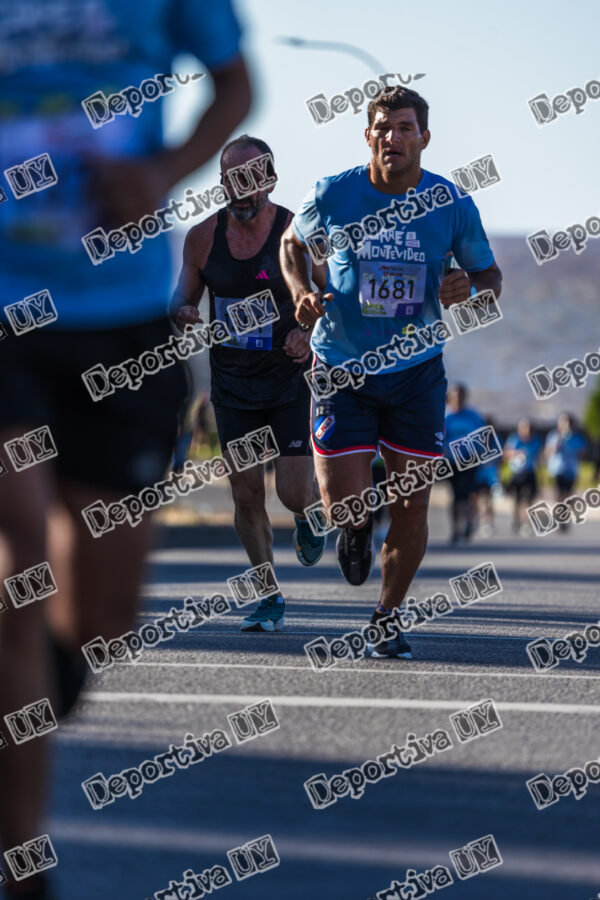 Corre Montevideo -1681