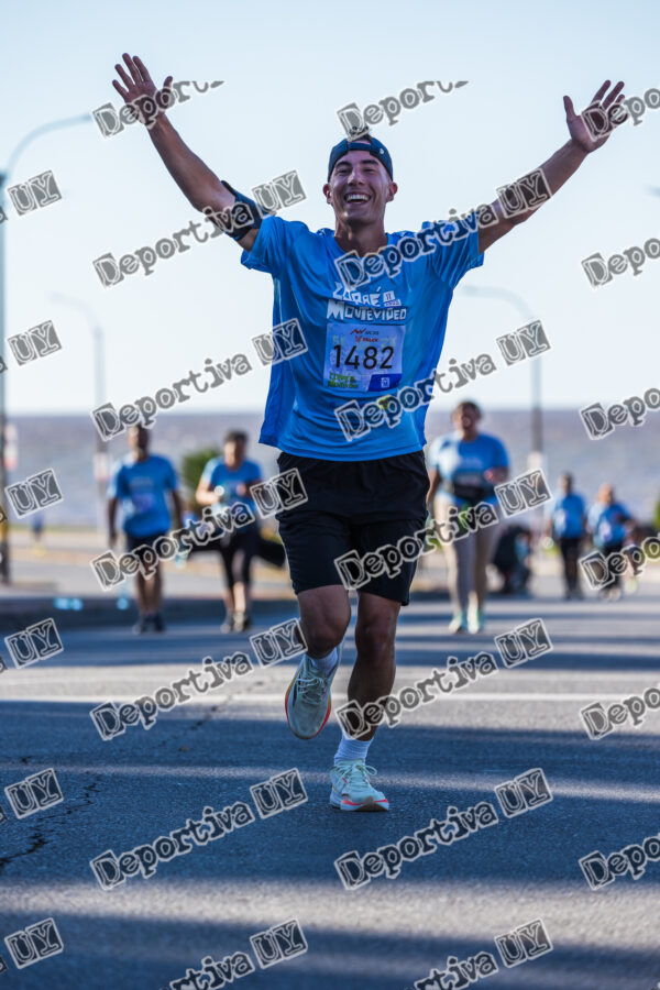 Corre Montevideo -1482