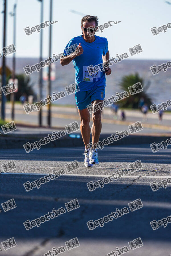 Corre Montevideo -1702