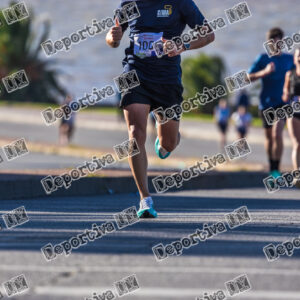 Corre Montevideo -100