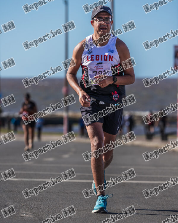 Corre Montevideo 781
