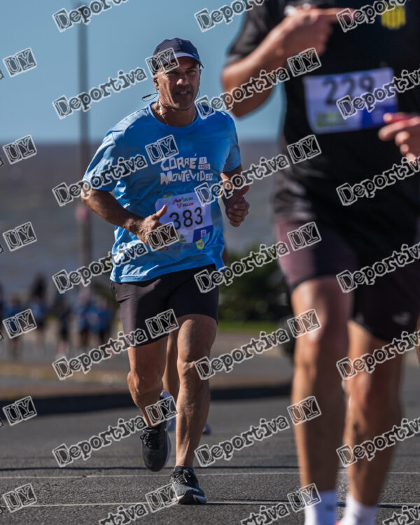 Corre Montevideo 383