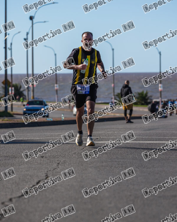 Corre Montevideo 211