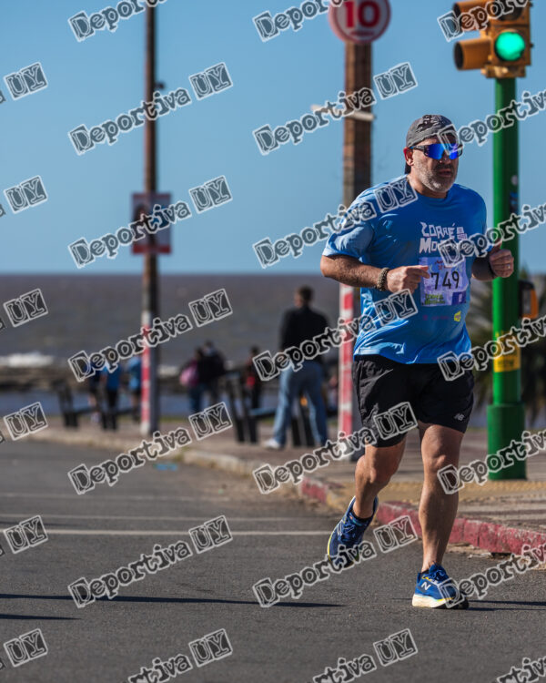 Corre Montevideo 749
