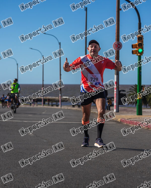 Corre Montevideo 729