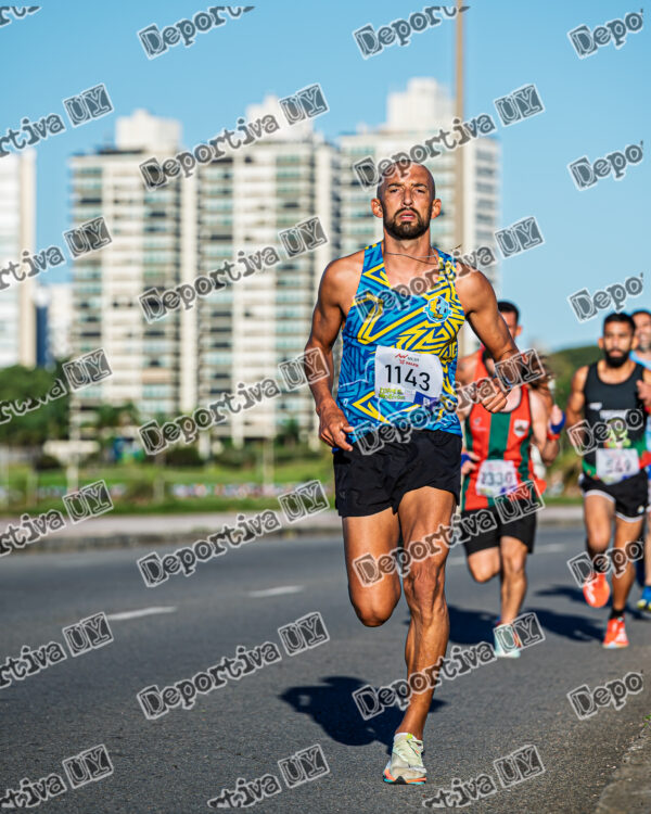 Corre Montevideo - 1143