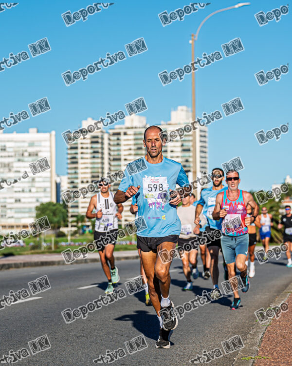 Corre Montevideo - 598