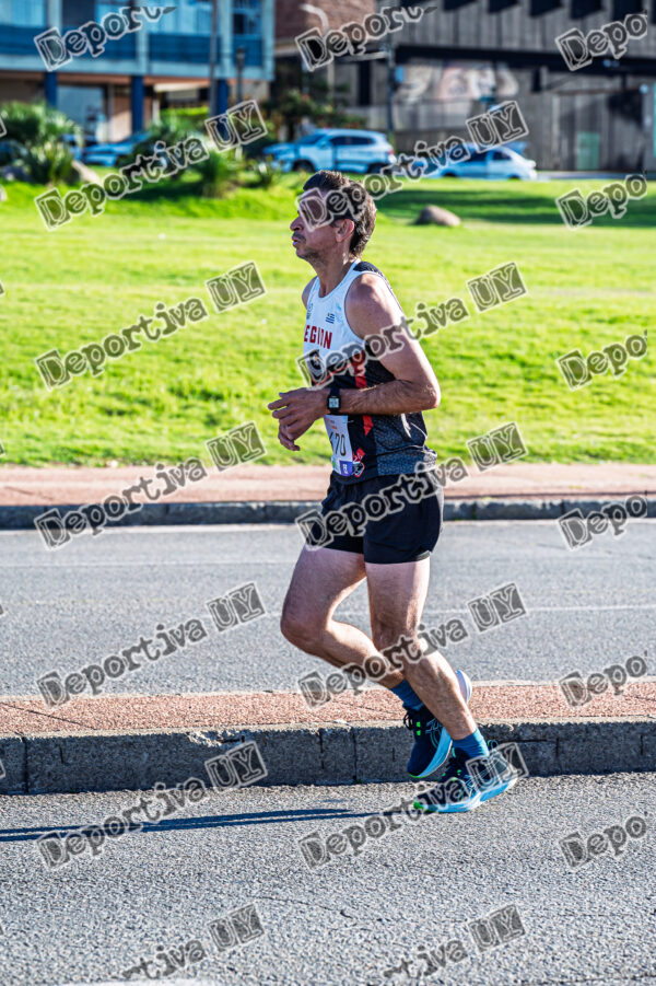 Corre Montevideo -421