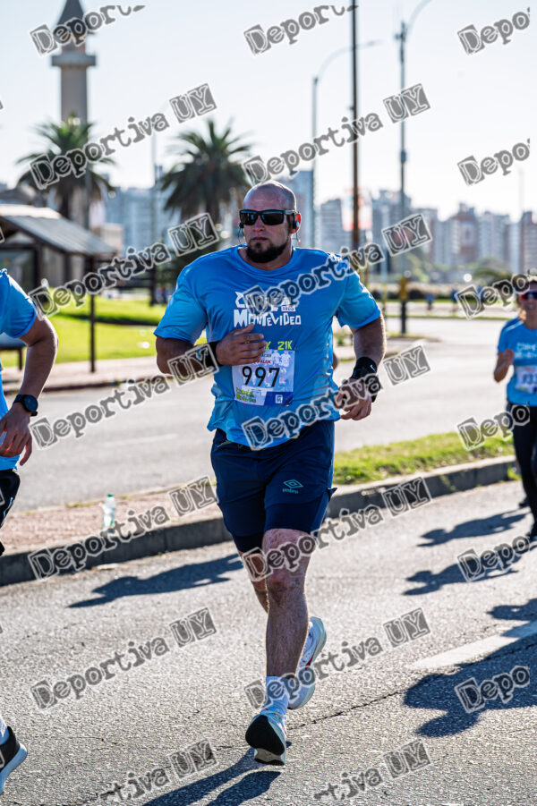 Corre Montevideo -997